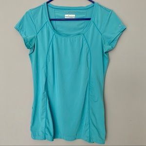 Columbia workout top with tailored seams